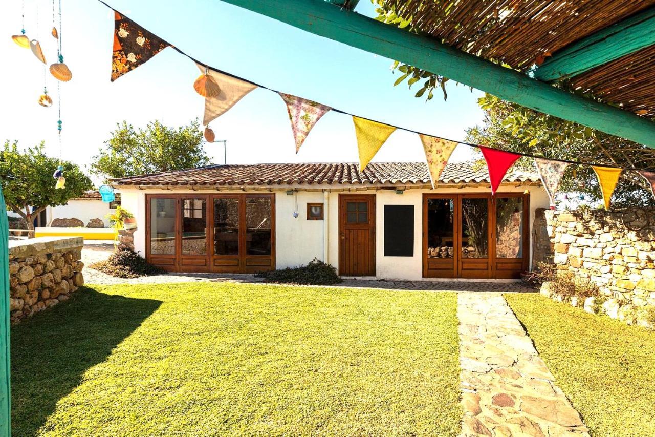 Casa Do Torreao Acomodação com café da manhã Salir Exterior foto